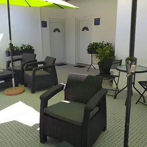  Apartment Mari